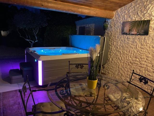 Mas Beau Soleil & Spa Cottages De Charme Avec Jacuzzi&Jardin Prives Saint-Remy-de-Provence Luaran gambar
