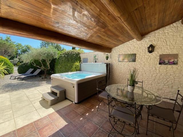Mas Beau Soleil & Spa Cottages De Charme Avec Jacuzzi&Jardin Prives Saint-Remy-de-Provence Luaran gambar